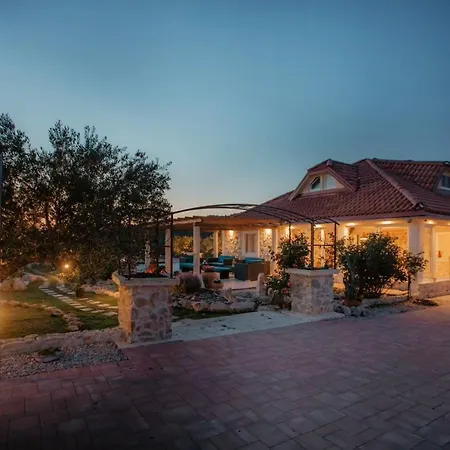 Red Hacienda With Pool * Vodice