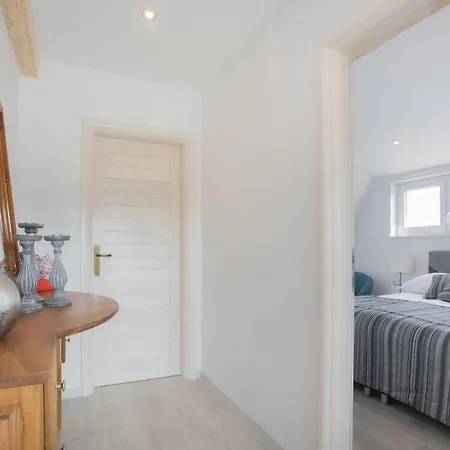 Red Hacienda With Pool ヴィラ ヴォディツェ