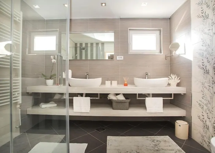 Red Hacienda With Pool Vila