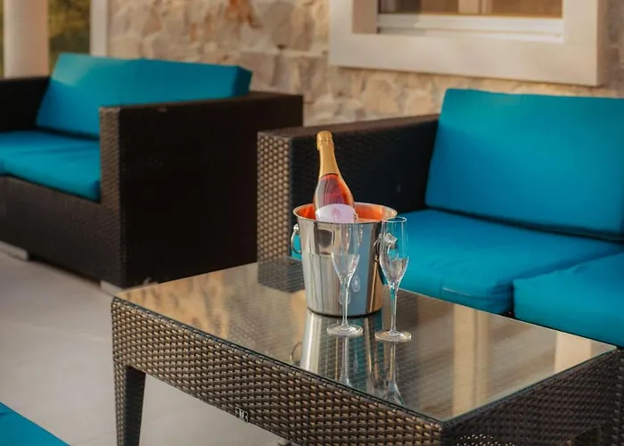 Vila Red Hacienda With Pool