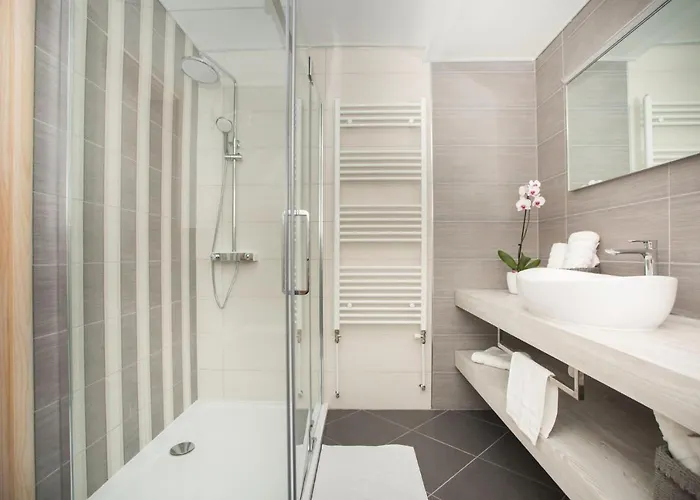 Red Hacienda With Pool Vila Vodice