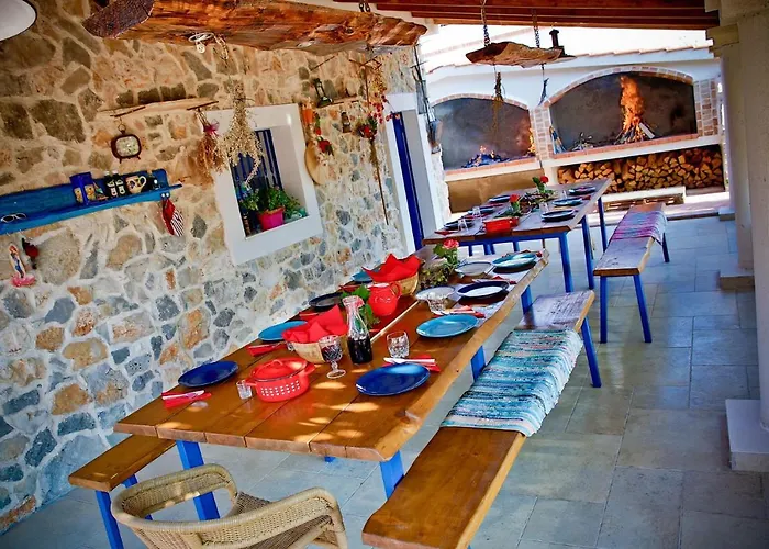 Vila Red Hacienda With Pool Vodice